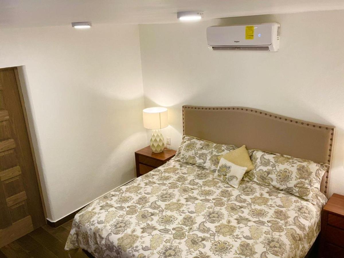 Sky Inn Acapulco Y Condominio Mediterrane Экстерьер фото