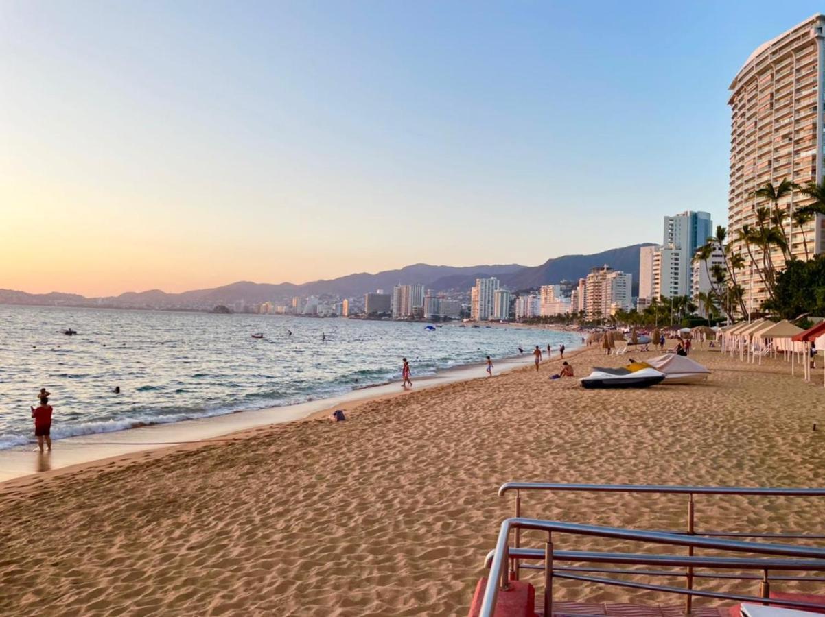 Sky Inn Acapulco Y Condominio Mediterrane Экстерьер фото