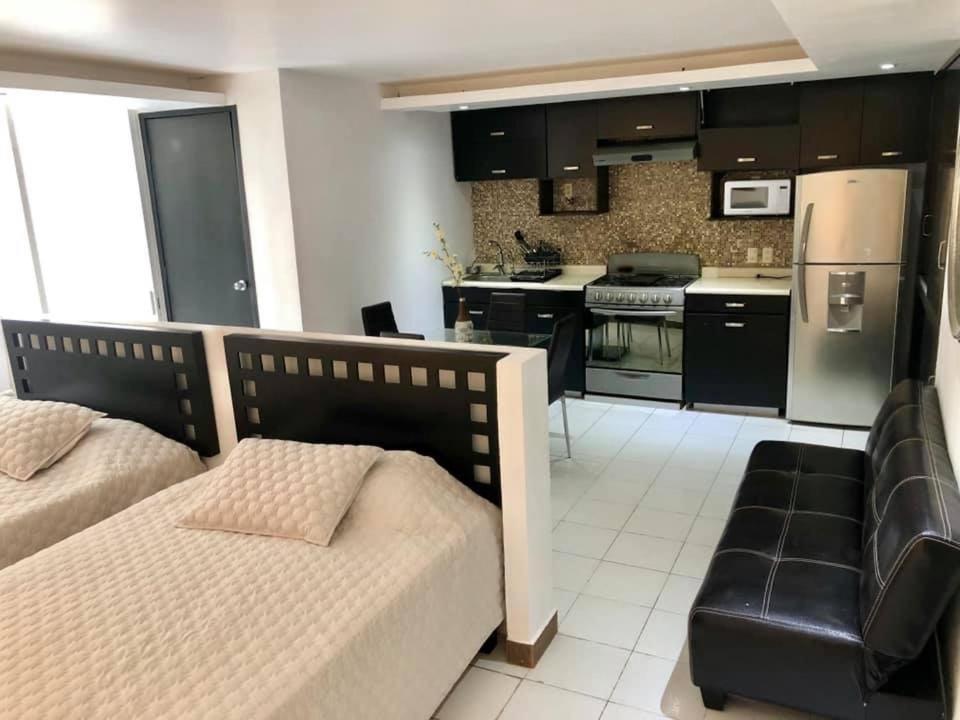 Sky Inn Acapulco Y Condominio Mediterrane Экстерьер фото