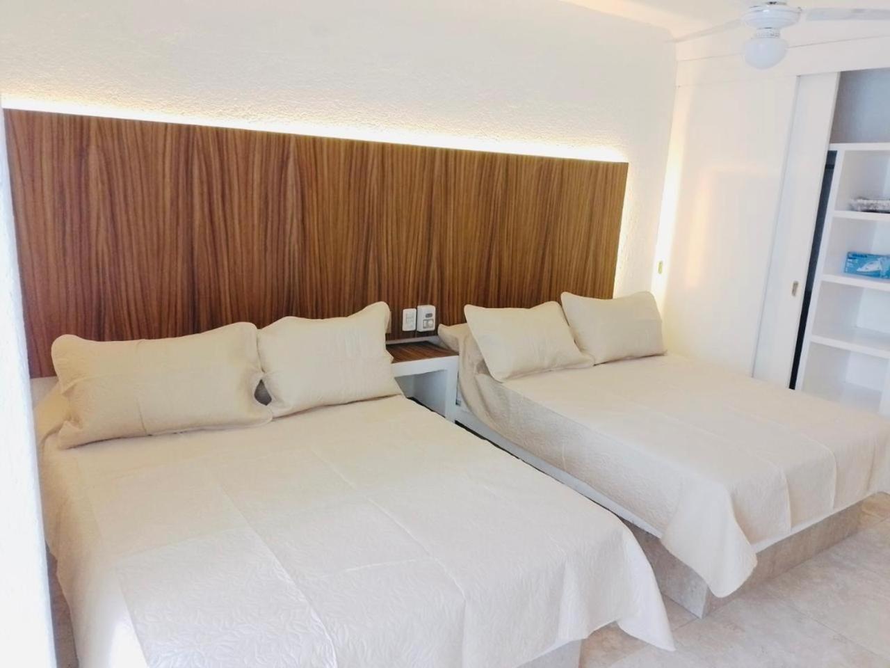 Sky Inn Acapulco Y Condominio Mediterrane Экстерьер фото