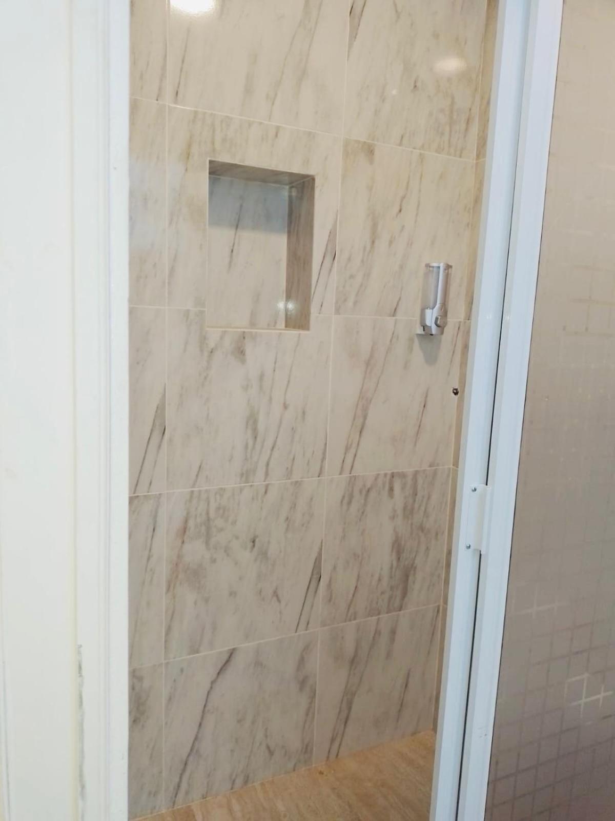 Sky Inn Acapulco Y Condominio Mediterrane Экстерьер фото
