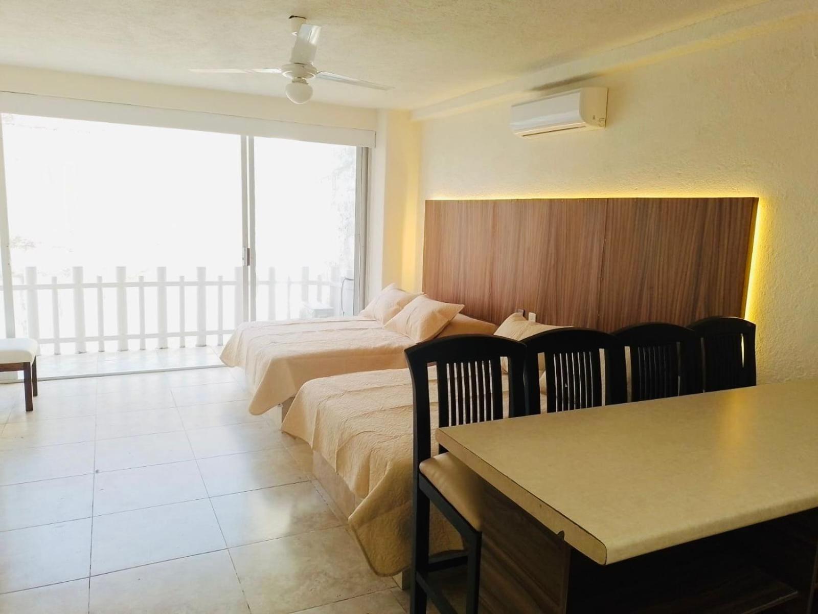 Sky Inn Acapulco Y Condominio Mediterrane Экстерьер фото